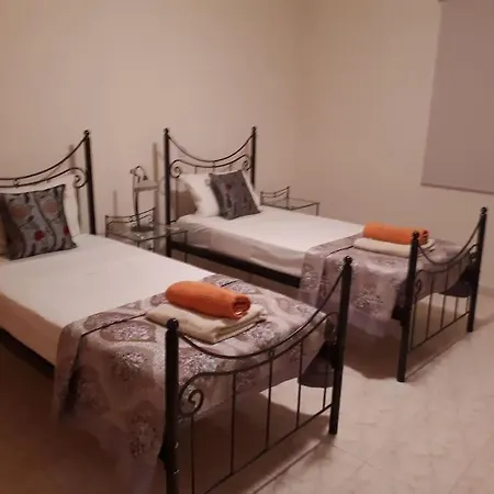 Panoramic Sea Views & Stunning Akamas Views - With Private Pool, Wifi, Ac & Bbq Neo Chorio