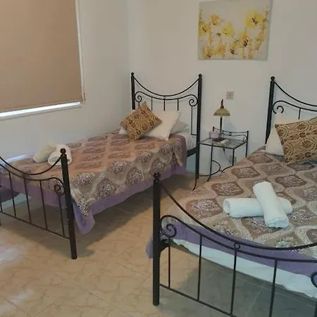 Panoramic Sea Views & Stunning Akamas Views - With Private Pool, Wifi, Ac & Bbq 4* Neo Chorio