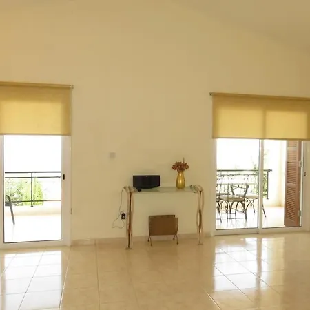 Hotel Panoramic Sea Views & Stunning Akamas Views - With Private Pool, Wifi, Ac & Bbq